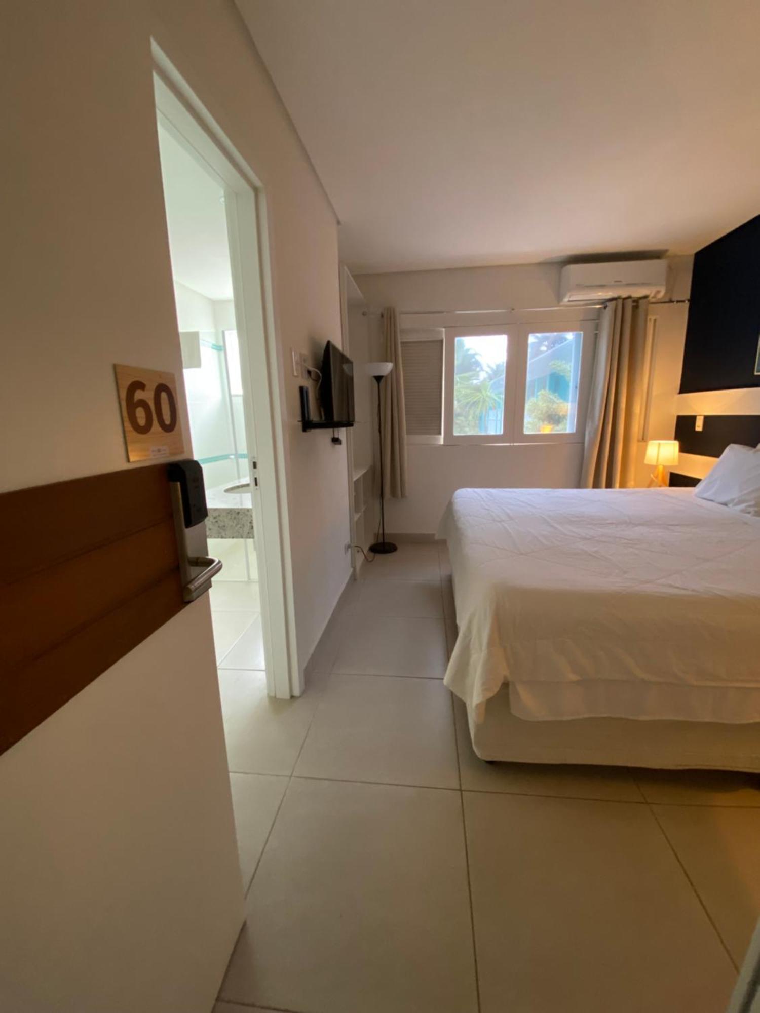 Port Louis 3*